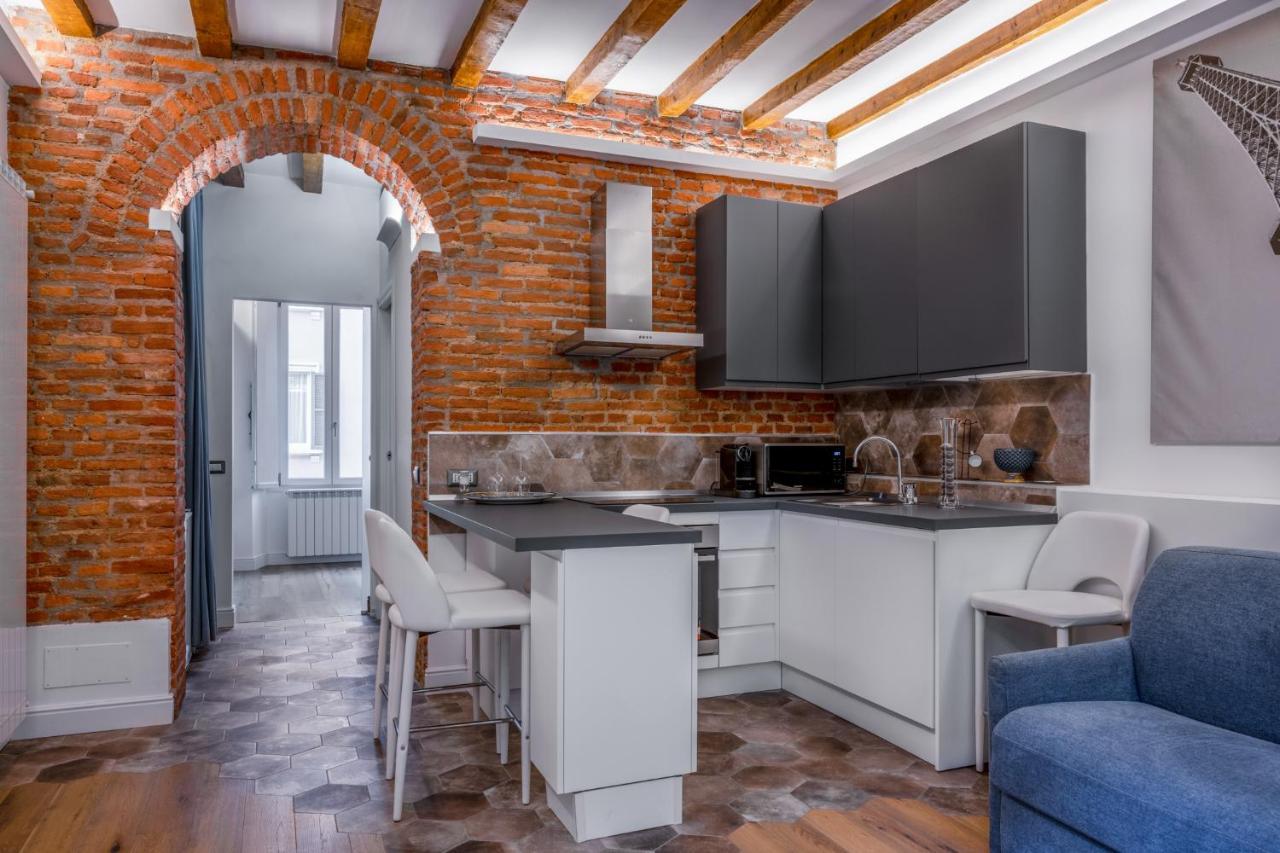 Unique Suite In Milan Center Εξωτερικό φωτογραφία