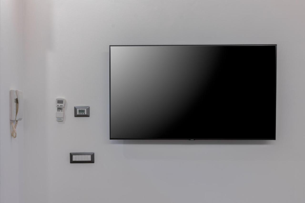 Unique Suite In Milan Center Εξωτερικό φωτογραφία